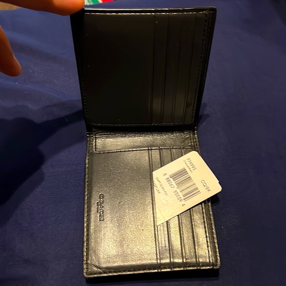 Mens Coach Wallet - Picture 2 of 2